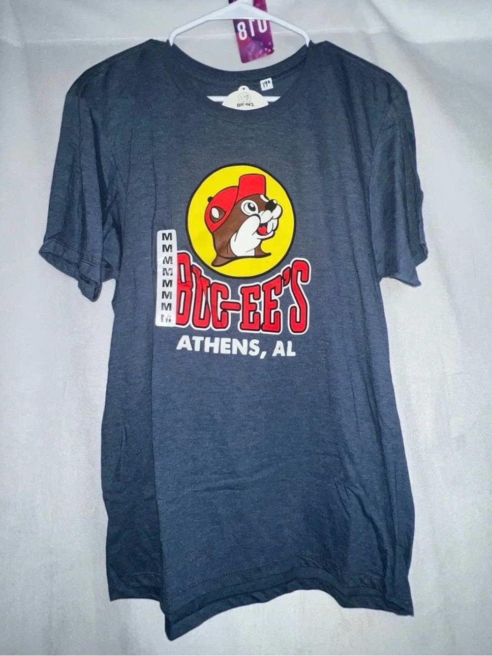 NWT Buc-ee's Medium Navy Blue Athens, AL Graphic T-Shirt - PTP 19"